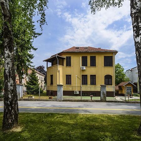 Vila Regina Rooms Karlovac Eksteriør billede