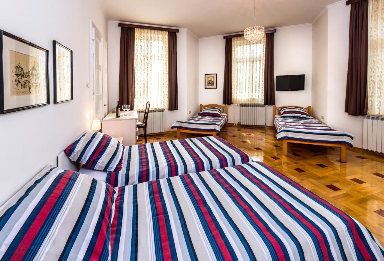 Vila Regina Rooms Karlovac Eksteriør billede