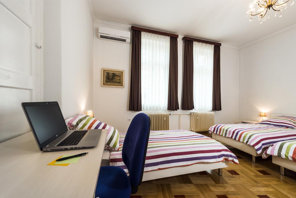 Vila Regina Rooms Karlovac Eksteriør billede
