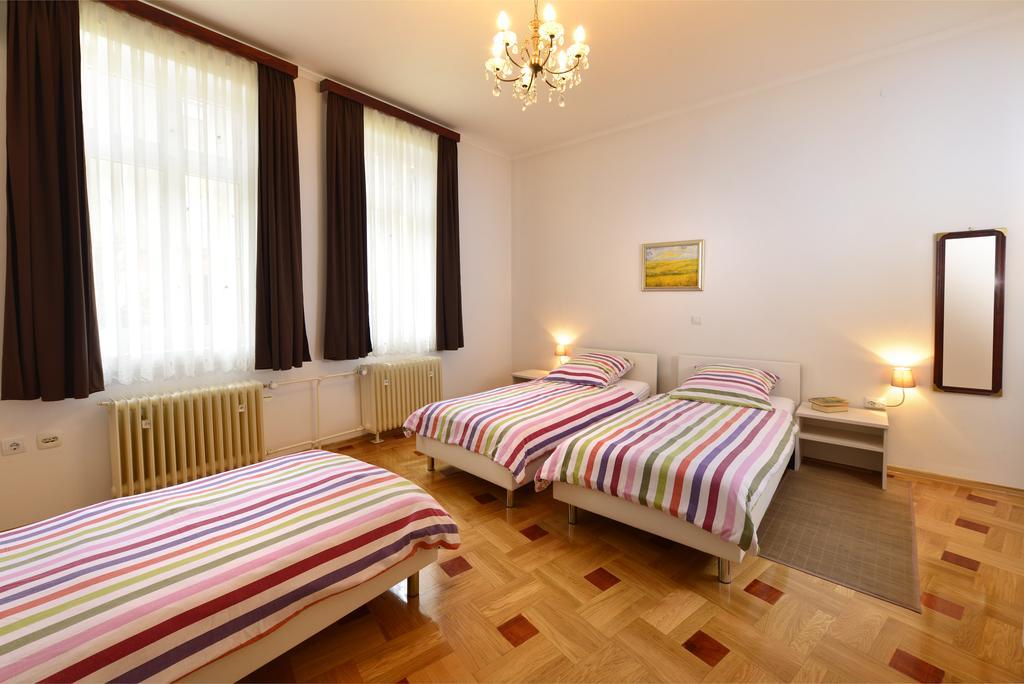Vila Regina Rooms Karlovac Eksteriør billede