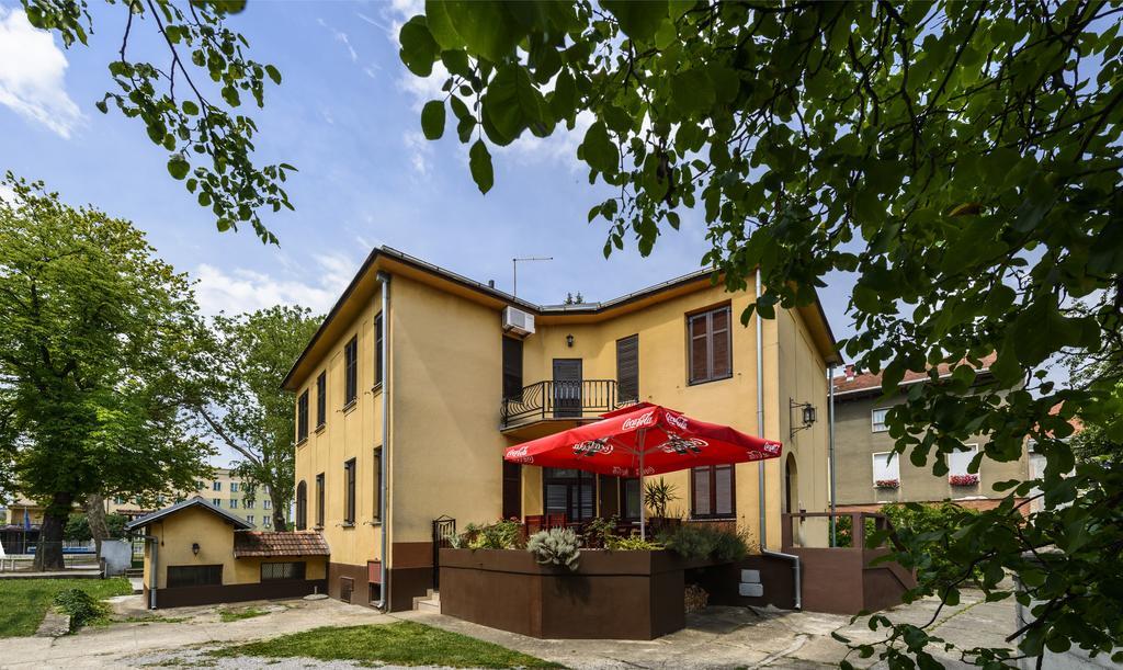 Vila Regina Rooms Karlovac Eksteriør billede